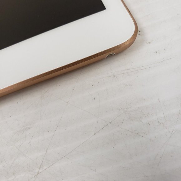 (35562-3) Apple MW762VC/A iPad 7th Gen 32GB - Picture 7 of 11